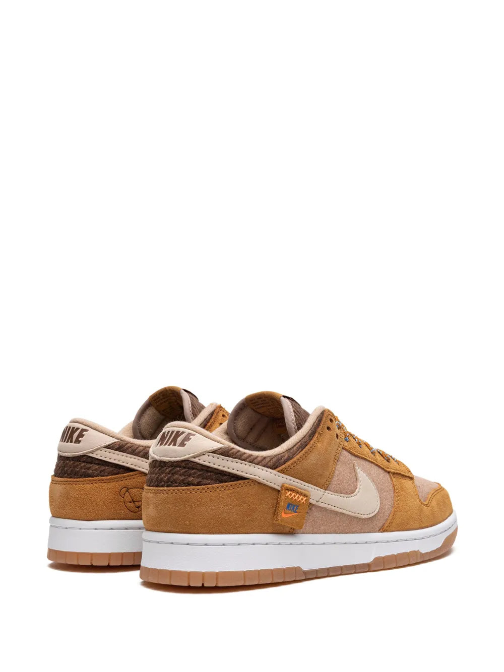 Dunk Low Se Teddy Bear Praline Sneakers