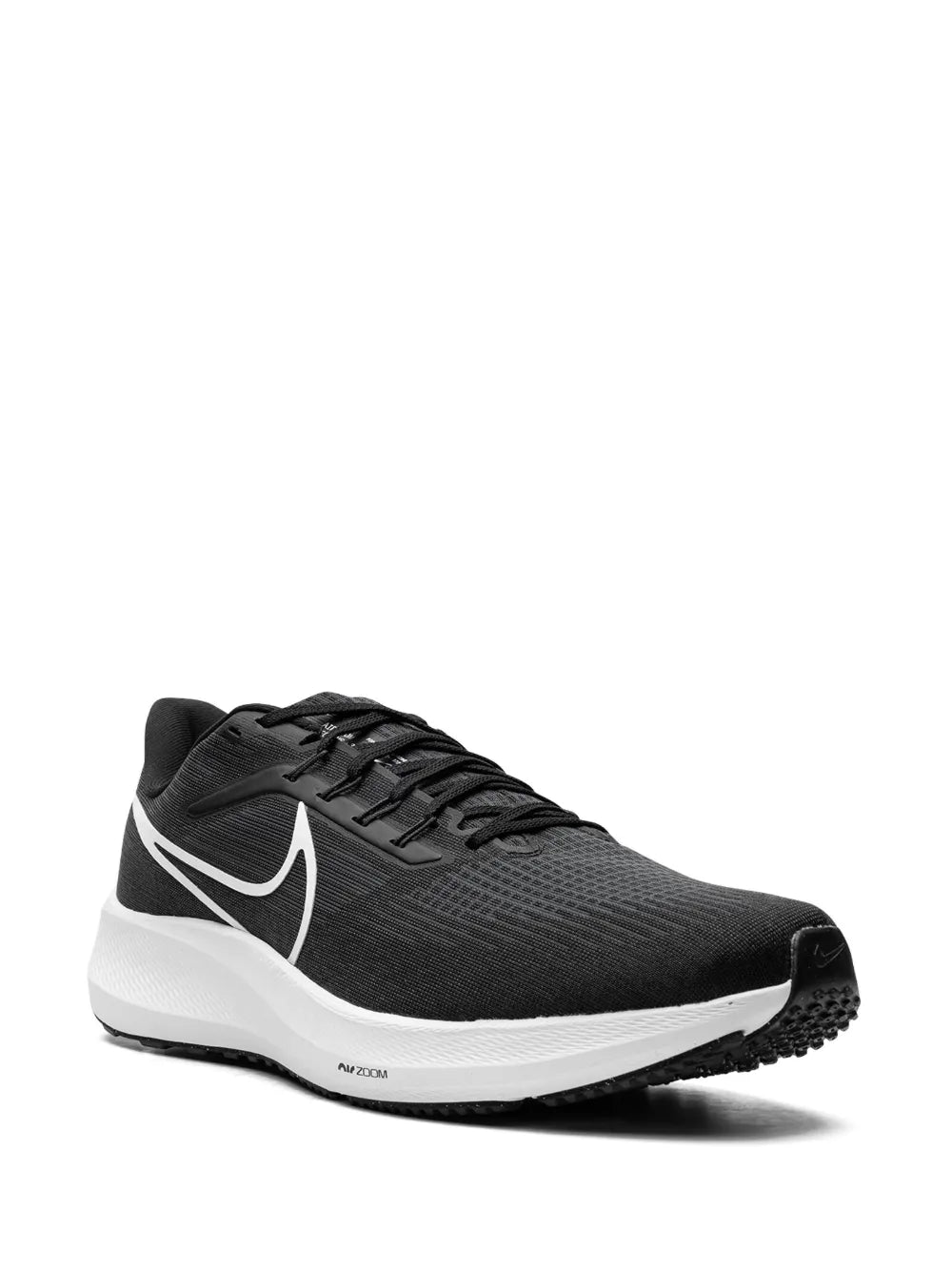 Air Zoom Pegasus 39 Black/White Sneakers