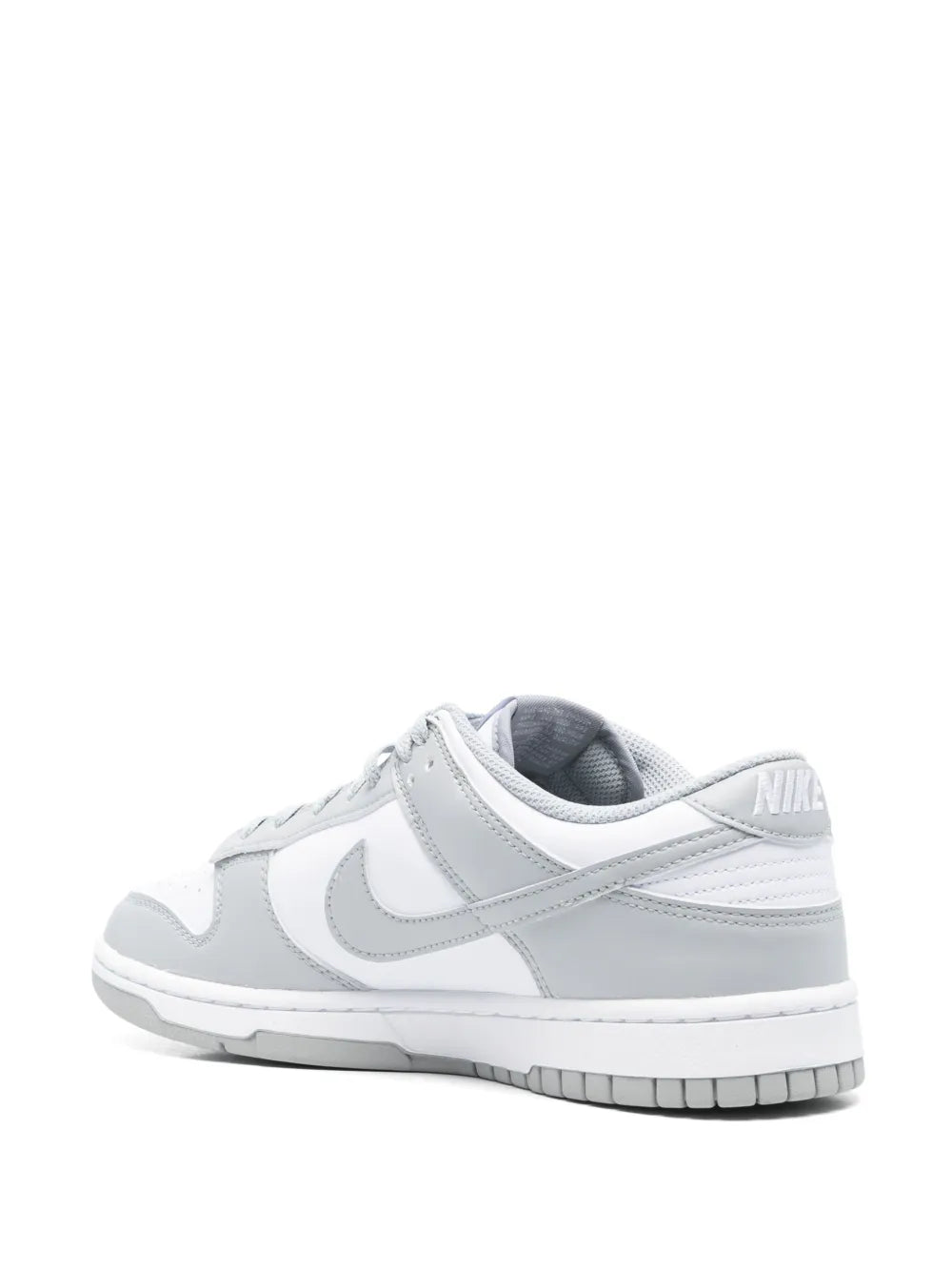 Dunk Low Sneakers