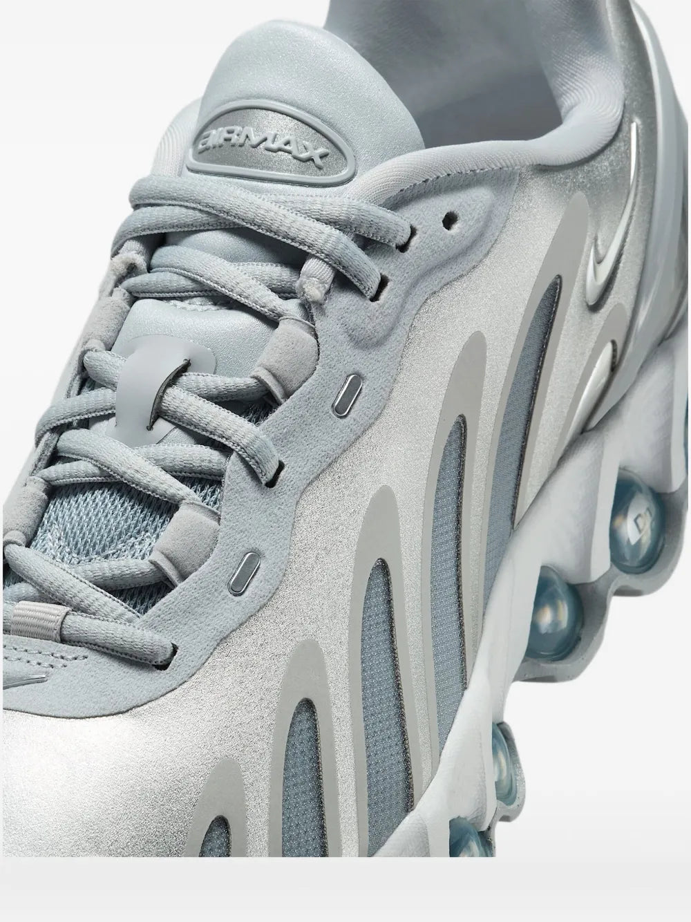Air Max Dn8 Wolf Grey/Metallic Silver Sneakers