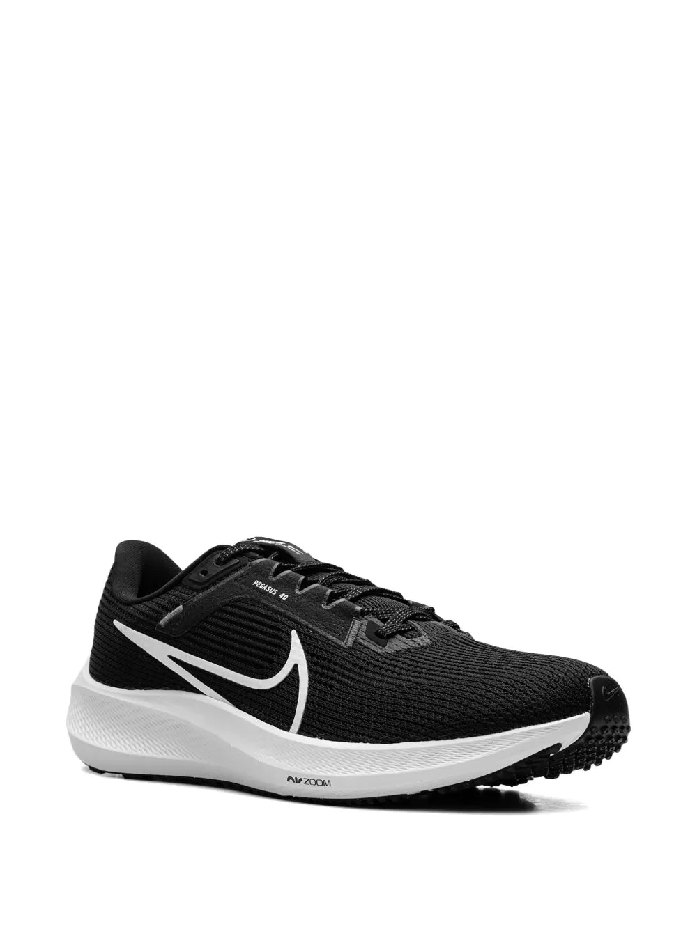 Air Zoom Pegasus 40 Black/White Sneakers