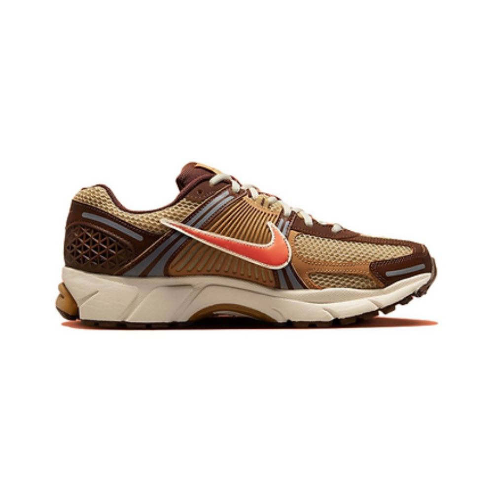  Air Zoom Vomero 5 Shoes