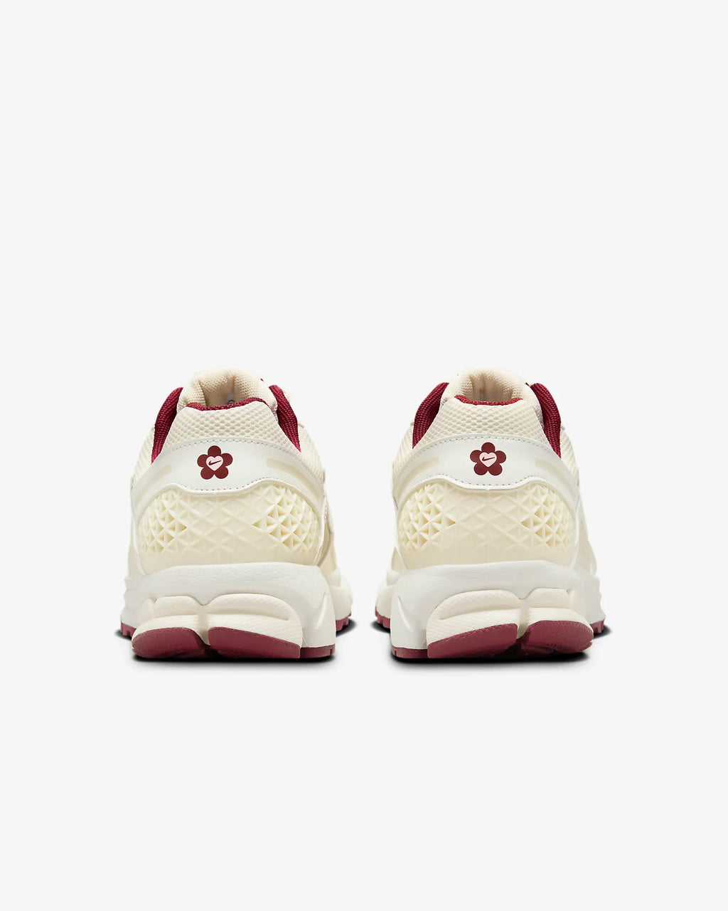  Air Zoom Vomero 5 Shoes