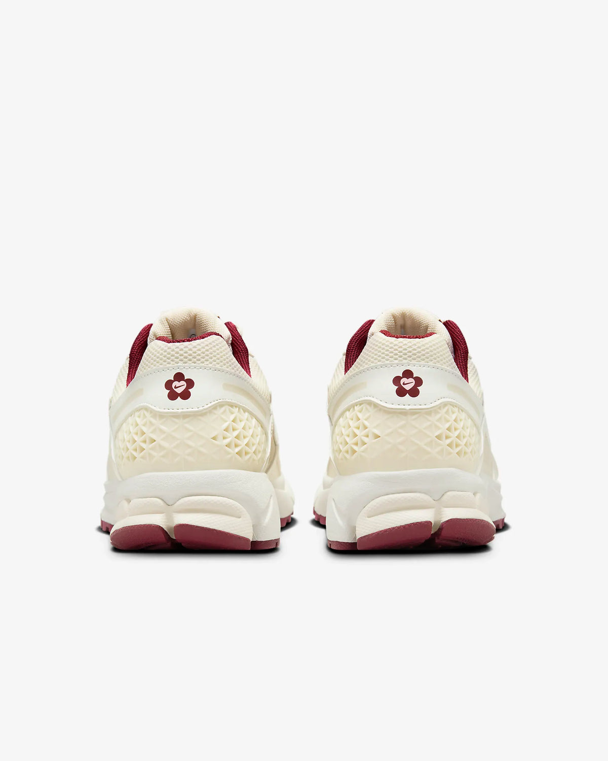  Air Zoom Vomero 5 Shoes