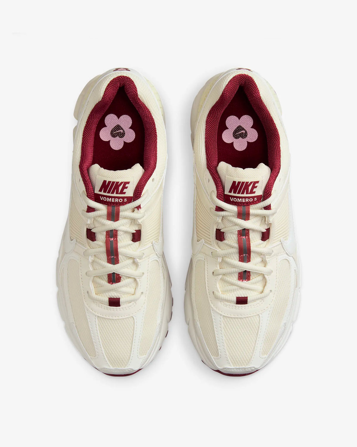  Air Zoom Vomero 5 Shoes